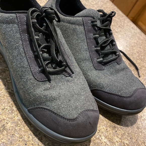 Orthofeet Sierra 711 Casual Walking Shoes Sneakers 8.5 Medium Dark Gray Wool - Picture 17 of 17